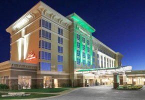 Holiday Inn and Suites East Peoria, an IHG Hotel